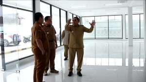 Pj Bupati Sumedang Cek Pembangunan Outlet UMKM Sumedang di Jatimulya 2