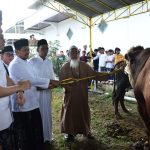 Pemkab Sumedang Dorong Kurban Ramah Lingkungan, Gunakan Besek dan Daun Pisang