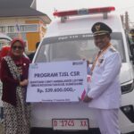 PLN Serahkan Ambulans Listrik untuk Perkuat Layanan Kesehatan Darurat di Sumedang